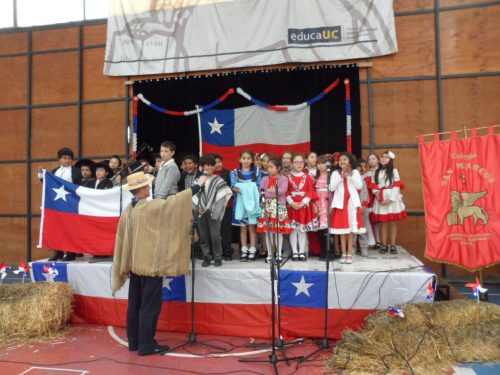 Fiestas Patrias en el Colegio en años anteriores