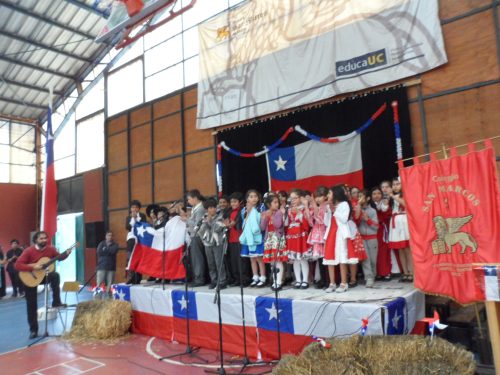 Fiestas Patrias en el Colegio en años anteriores