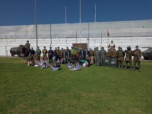 Visita a la Escuela de Suboficiales de Carabineros