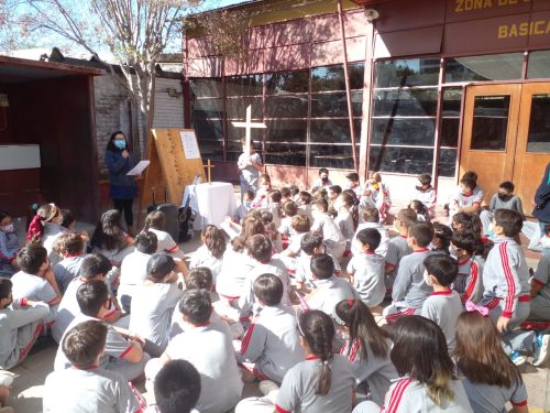 Vía Crucis de alumnos: “Con San Marcos acompañamos a Jesús”