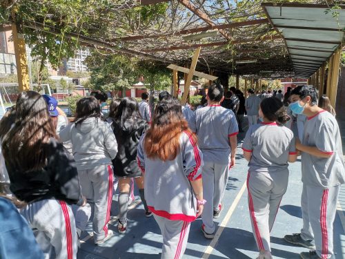 Vía Crucis de alumnos: “Con San Marcos acompañamos a Jesús”