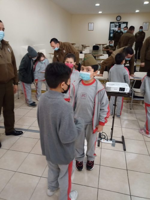 Visita a la Escuela de Suboficiales de Carabineros