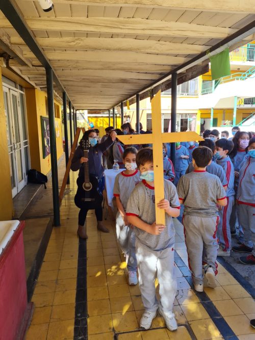 Vía Crucis de alumnos: “Con San Marcos acompañamos a Jesús”