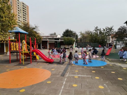 Hermoseamiento de los espacios recreativos de Pre Escolar