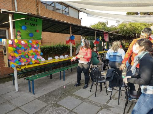 Celebración de Fiestas Patrias personal del Colegio San Marcos