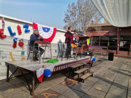 Celebración de Fiestas Patrias personal del Colegio San Marcos