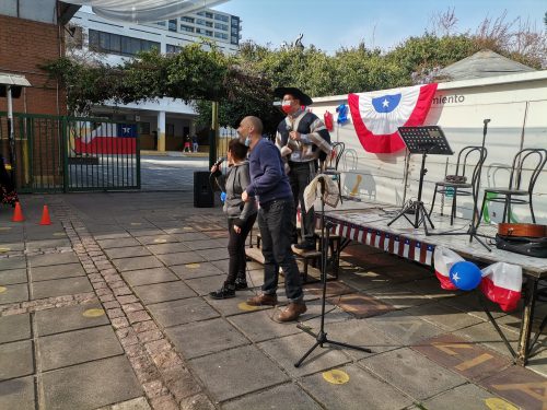 Celebración de Fiestas Patrias personal del Colegio San Marcos