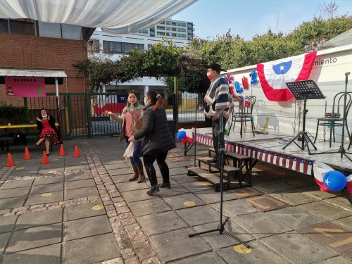 Celebración de Fiestas Patrias personal del Colegio San Marcos