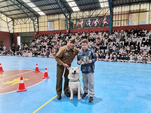 Presentación Escuela Adiestramiento Canino