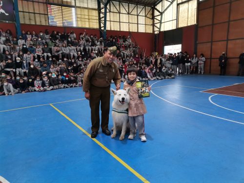 Presentación Escuela Adiestramiento Canino