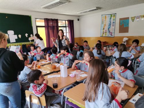 Saludo de los estudiantes a sus profesores(as)