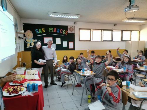 Saludo de los estudiantes a sus profesores(as)