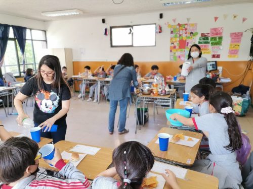 Saludo de los estudiantes a sus profesores(as)