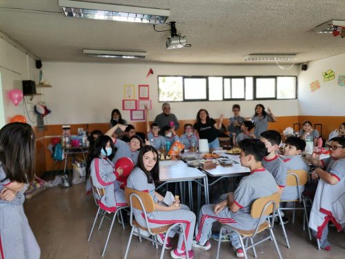Saludo de los estudiantes a sus profesores(as)