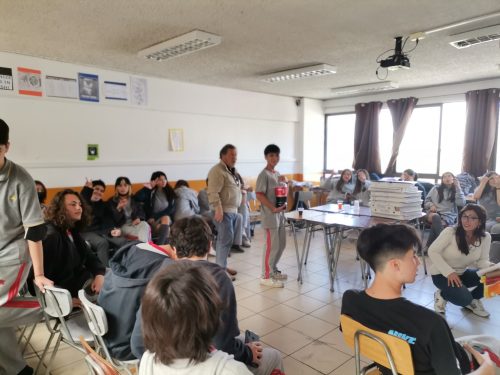 Saludo de los estudiantes a sus profesores(as)