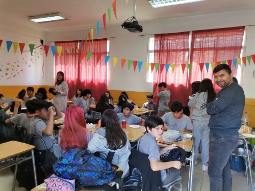 Saludo de los estudiantes a sus profesores(as)