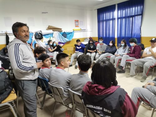 Saludo de los estudiantes a sus profesores(as)
