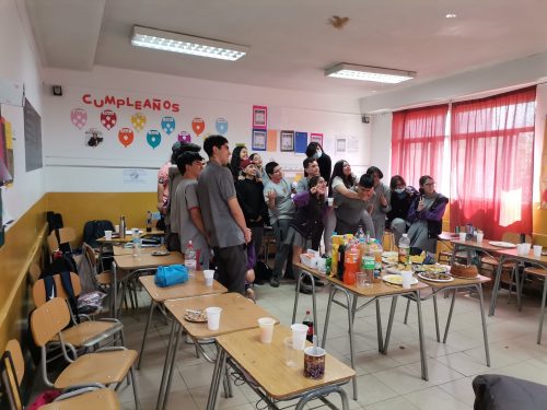 Saludo de los estudiantes a sus profesores(as)