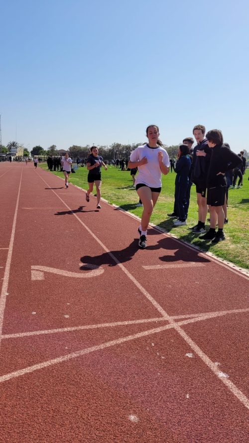 Olimpiadas BostonEduca: Atletismo (7° Básico a 4° Medio)