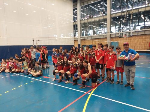 Buena participación del San Marcos en Encuentro Formativo de Vóleibol de la U. de Chile