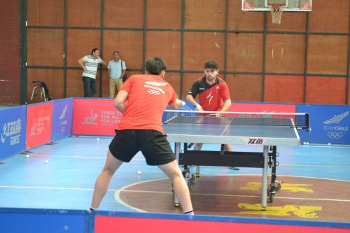 Clínica de Tenis de Mesa en el San Marcos