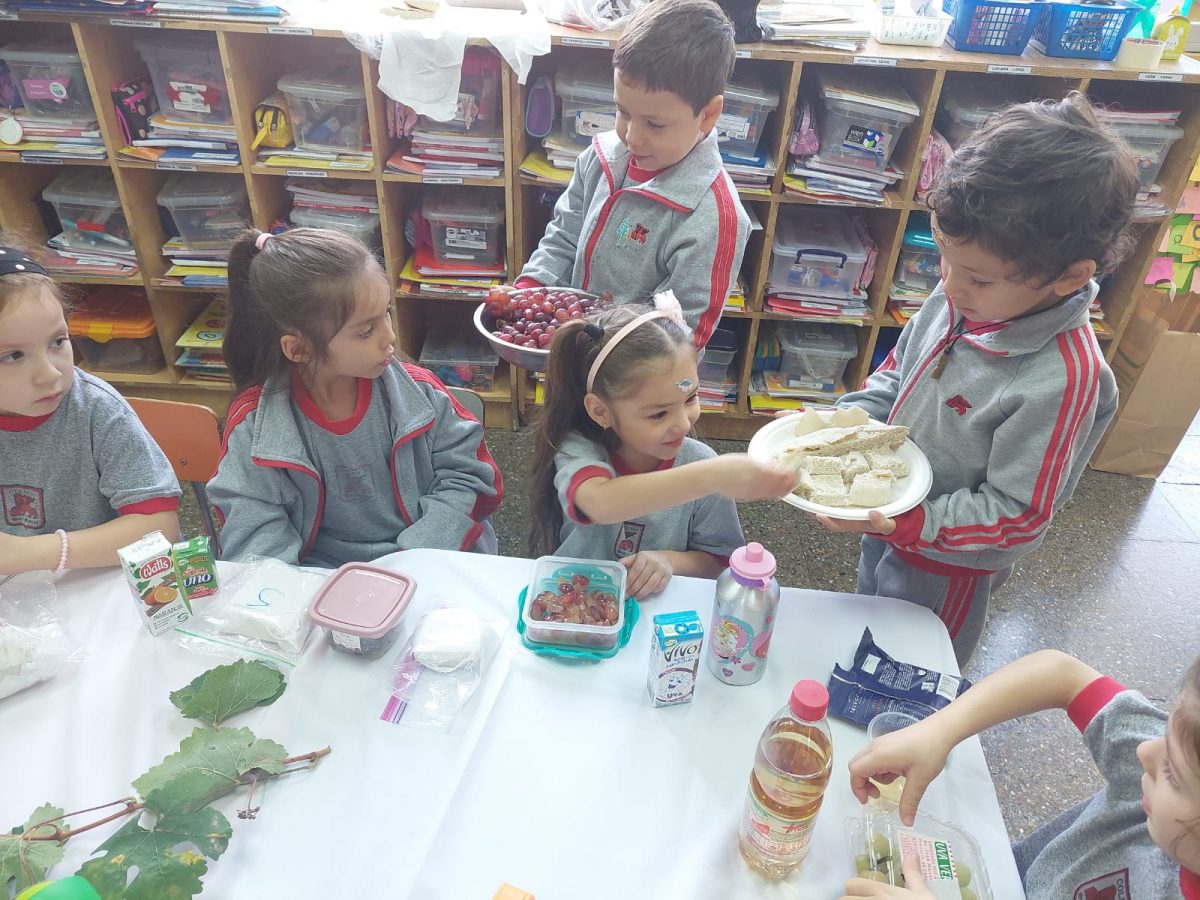 Jueves Santo: Cena de Pan y Uva