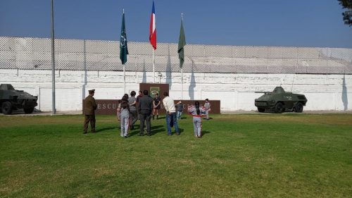 Visita a la Escuela de Sub Oficiales en el Día del Carabinero