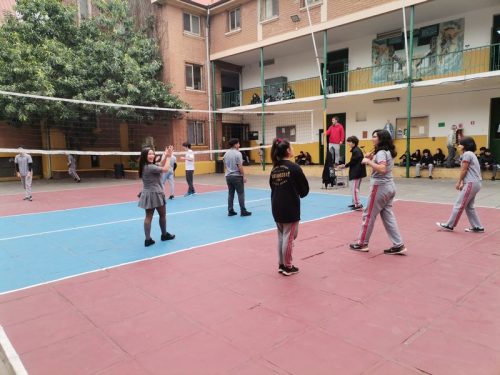 SEMIFINALES  TORNEOS 70 AÑOS SAN MARCOS (VÓLEIBOL Y FUTBOLITO)