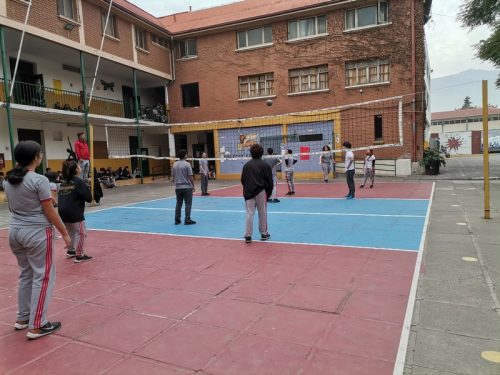 SEMIFINALES  TORNEOS 70 AÑOS SAN MARCOS (VÓLEIBOL Y FUTBOLITO)