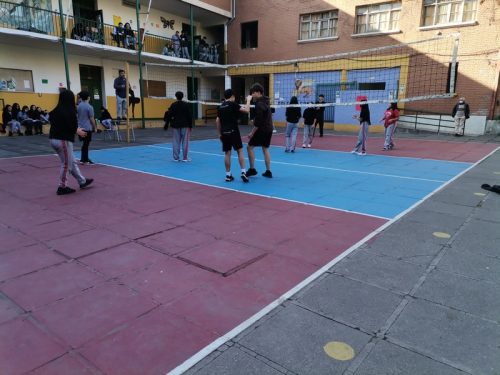 SEMIFINALES  TORNEOS 70 AÑOS SAN MARCOS (VÓLEIBOL Y FUTBOLITO)