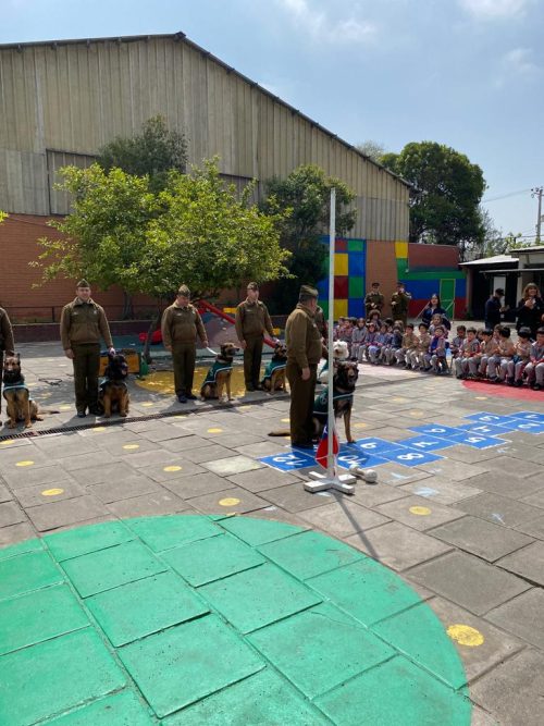 Visita  de  la Escuela de Adiestramiento Canino