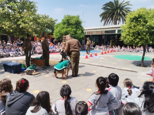 Visita  de  la Escuela de Adiestramiento Canino