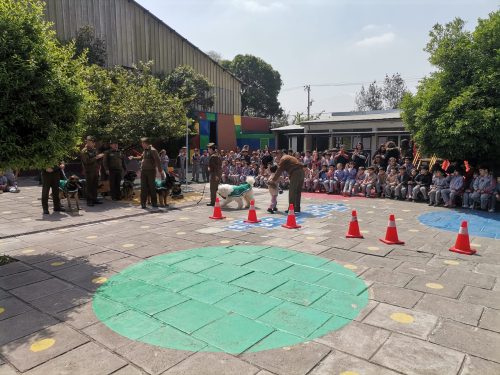 Visita  de  la Escuela de Adiestramiento Canino