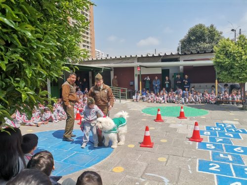 Visita  de  la Escuela de Adiestramiento Canino