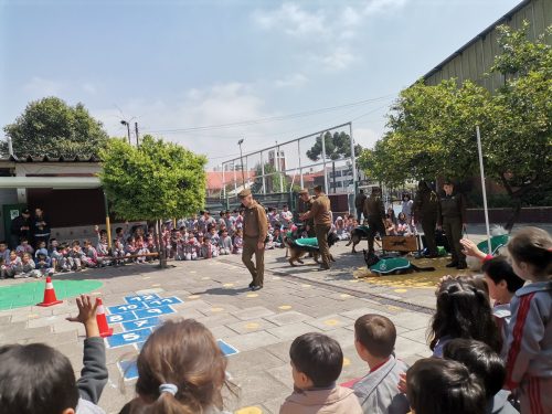 Visita  de  la Escuela de Adiestramiento Canino