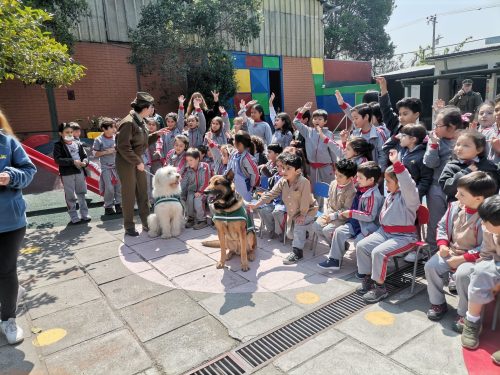 Visita  de  la Escuela de Adiestramiento Canino