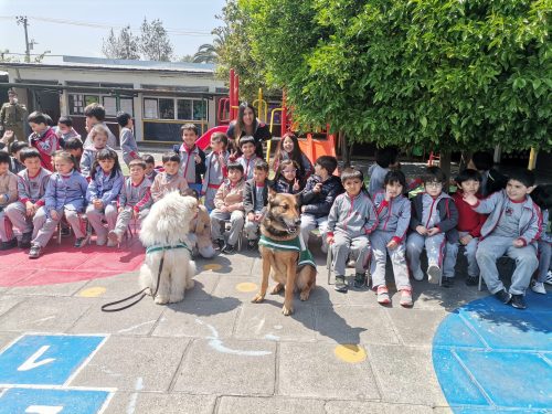 Visita  de  la Escuela de Adiestramiento Canino