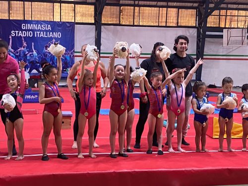 Pequeñas gimnastas de San Marcos participaron en evento en el Stadio Italiano