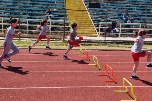 Jornada de Atletismo de Enseñanza Básica en Olimpiadas BostonEduca