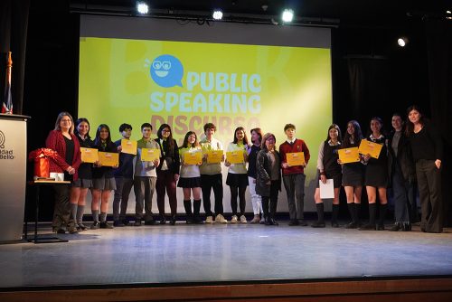 Concurso de Discurso Público/Public Speaking