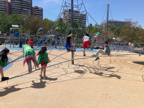 Paseo de los Segundos Básicos al Parque Bicentenario
