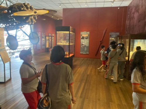 VISITA AL MUSEO NACIONAL AERONÁUTICO Y DEL ESPACIO