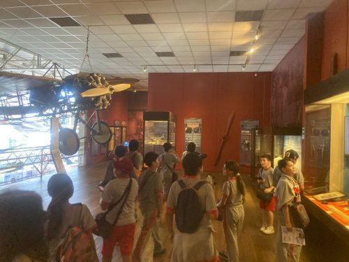 VISITA AL MUSEO NACIONAL AERONÁUTICO Y DEL ESPACIO