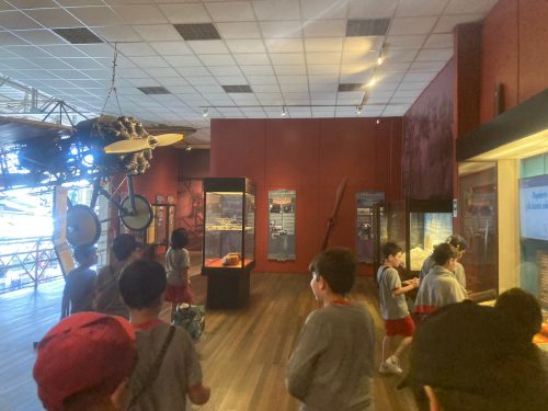 VISITA AL MUSEO NACIONAL AERONÁUTICO Y DEL ESPACIO