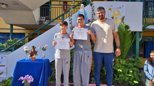 Premiación alumnos/as destacados/as 2023