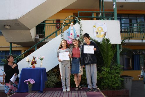 Premiación alumnos/as destacados/as 2023