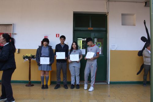 Premiación alumnos/as destacados/as 2023