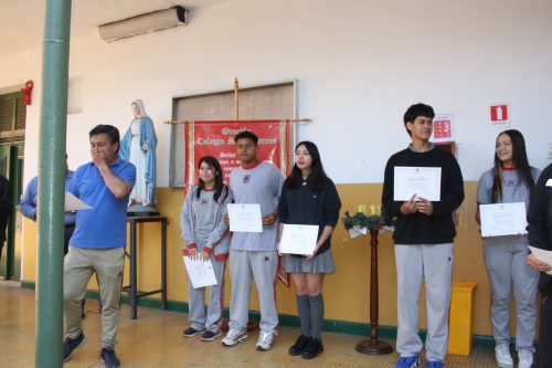 Premiación alumnos/as destacados/as 2023