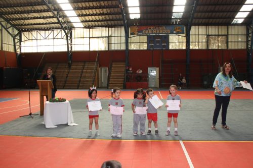 Premiación alumnos/as destacados/as 2023