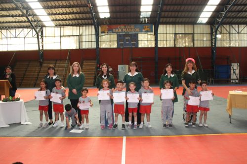 Premiación alumnos/as destacados/as 2023